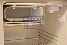 Vestavná kompresorová chladnička Indel B Cruise 65